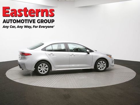 Used 2023 Toyota Corolla LE image 41