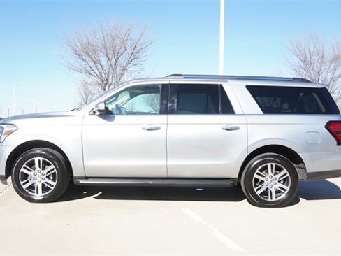 Used 2024 Ford Expedition Max Limited image 6