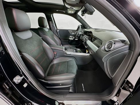 New 2026 Mercedes-Benz GLB 250 image 30
