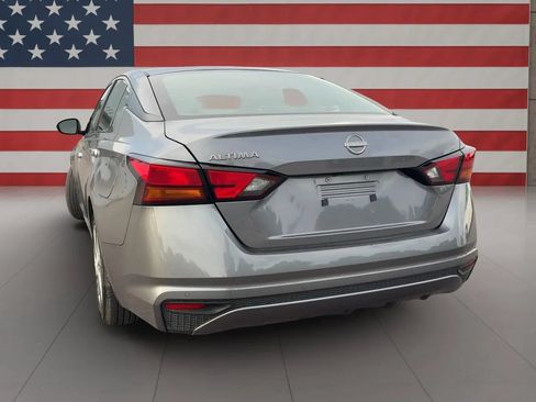 Used 2024 Nissan Altima 2.5 S FWD image 7