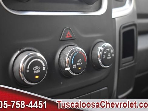 Used 2024 RAM 1500 Classic SLT AWD/4WD image 31