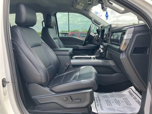 Used 2025 Ford F250 Lariat w/ Chrome Package AWD/4WD image 12