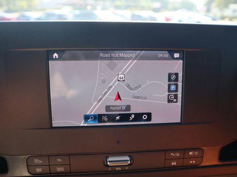 Used 2021 Mercedes-Benz Sprinter 2500 image 24