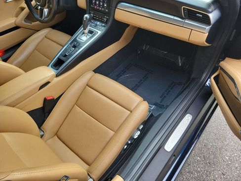 Certified 2017 Porsche 911 Carrera 4S AWD/4WD image 18