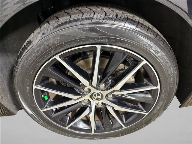Used 2021 Toyota Camry SE FWD image 19
