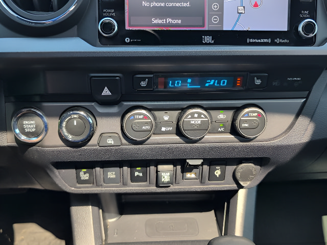 Used 2021 Toyota Tacoma TRD Sport w/ TRD Premium Sport Package AWD/4WD image 21