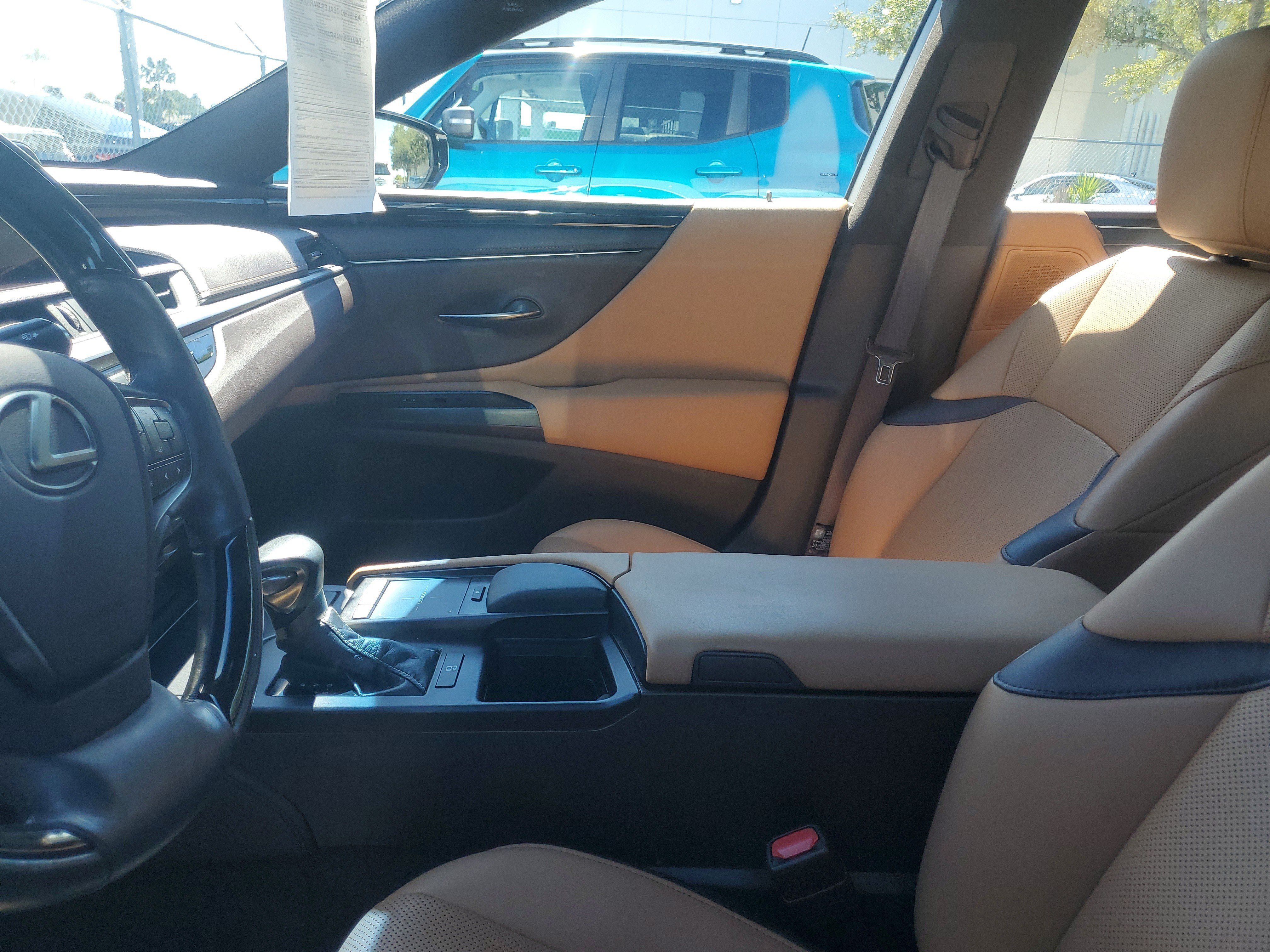 Used 2019 Lexus ES 350 w/ Premium Package FWD image 10