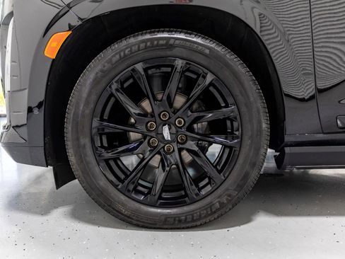 Used 2023 Cadillac Escalade Sport Platinum w/ LPO, ONYX Package image 11