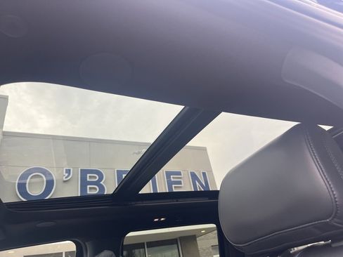 New 2025 Ford F250 Platinum image 19