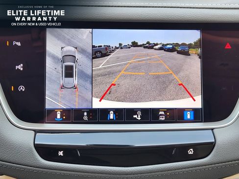 Used 2026 Cadillac XT5 Premium Luxury w/ Driver Assist Package FWD image 17