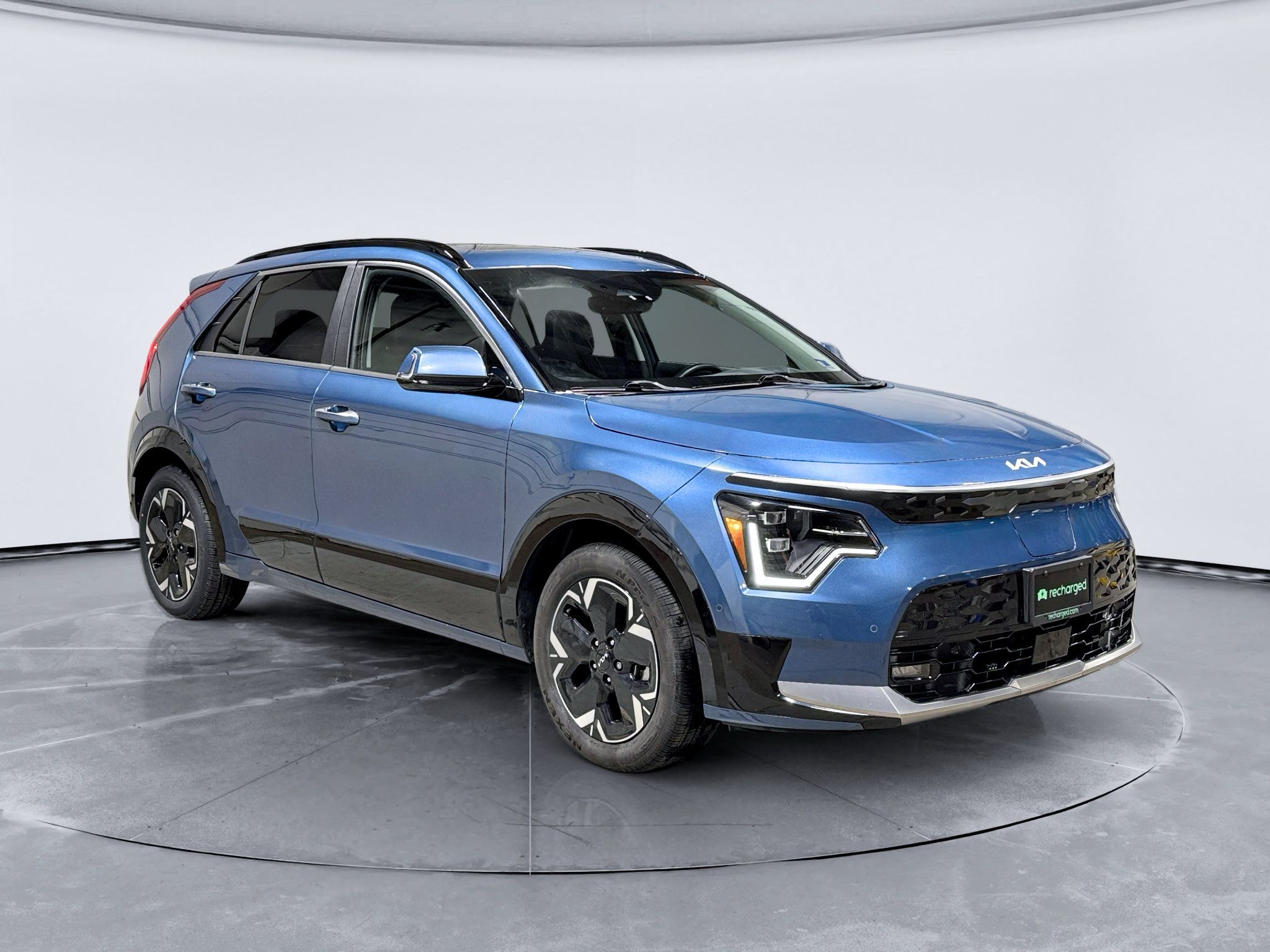 Used 2023 Kia Niro Wave FWD image 4