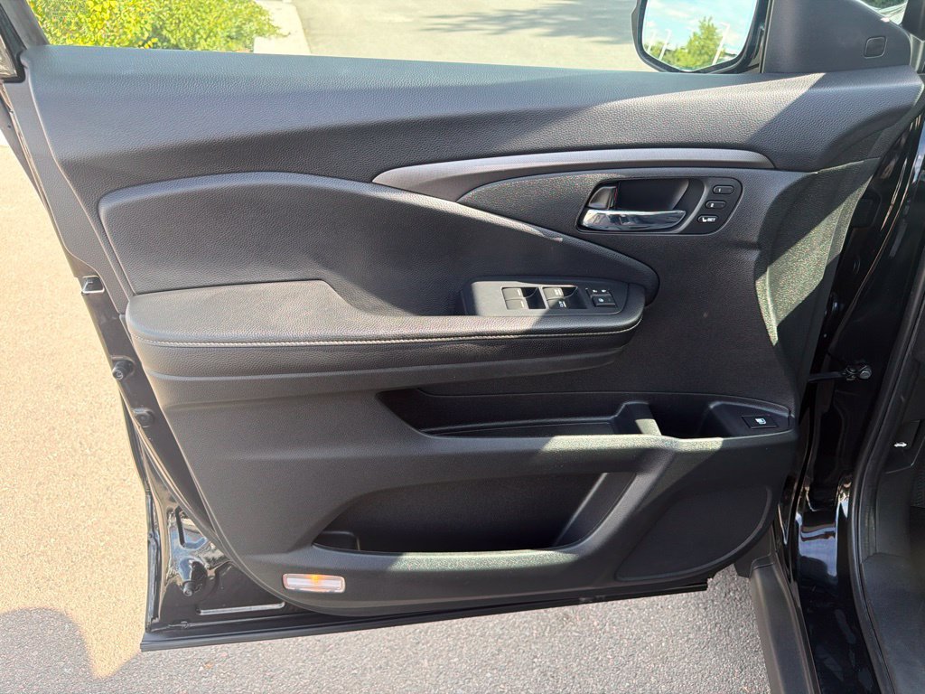 Used 2021 Honda Ridgeline RTL-E image 21