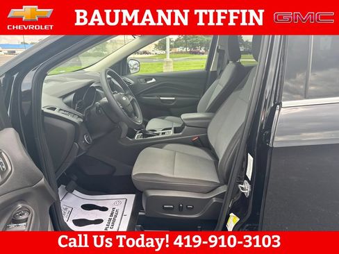 Used 2019 Ford Escape SE FWD image 17