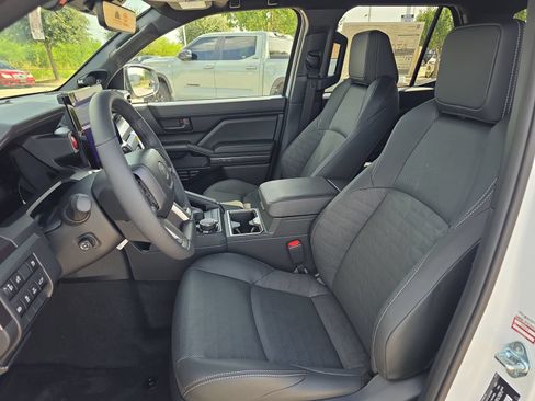 New 2026 Toyota 4Runner TRD Sport Premium AWD/4WD image 11