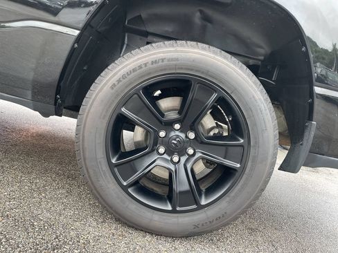 Used 2023 RAM 1500 Big Horn AWD/4WD image 10