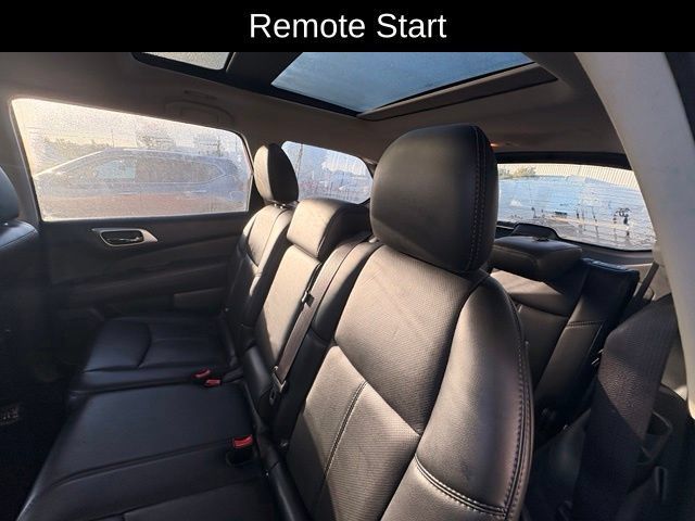 Used 2017 Nissan Pathfinder Platinum w/ Cargo Package FWD image 16