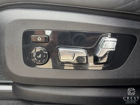 Used 2026 BMW X7 xDrive40i AWD/4WD image 13