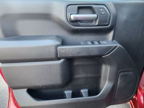 Used 2020 Chevrolet Silverado 1500 Custom w/ Custom Value Package image 23