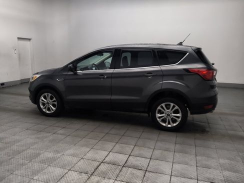 Used 2019 Ford Escape SE FWD image 3