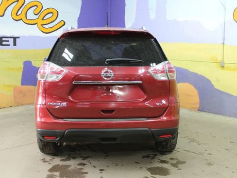 Used 2016 Nissan Rogue SV image 7