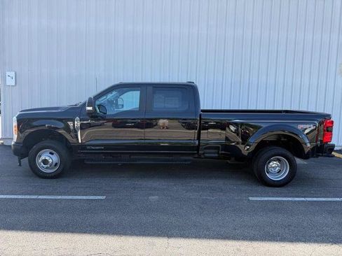 Certified 2023 Ford F350 XL w/ 360-Degree Camera Package AWD/4WD image 2