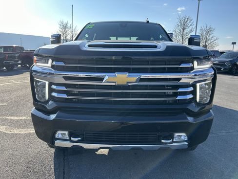 Used 2022 Chevrolet Silverado 2500 High Country w/ Z71 Off-Road Package image 14