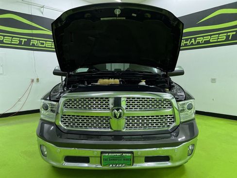 Used 2018 RAM 1500 Laramie w/ Convenience Group AWD/4WD image 4