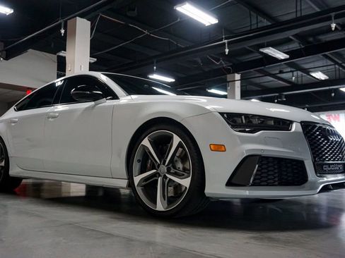 Used 2016 Audi RS 7 Prestige image 2