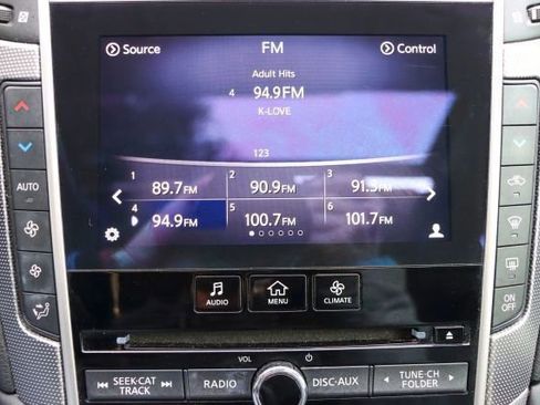 Used 2016 INFINITI Q50 Premium image 33