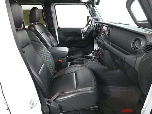 Used 2023 Jeep Wrangler Unlimited Sahara AWD/4WD image 34