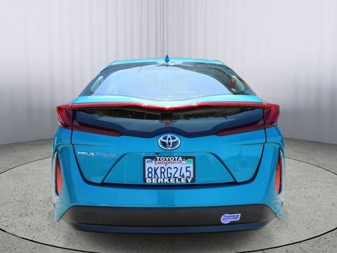 Used 2019 Toyota Prius Prime Plus FWD image 7