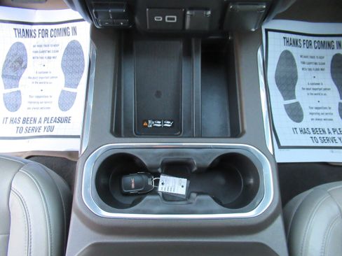 Used 2020 GMC Sierra 1500 SLT w/ SLT Premium Plus Package image 19