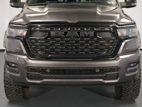 Used 2025 RAM 1500 Big Horn AWD/4WD image 8