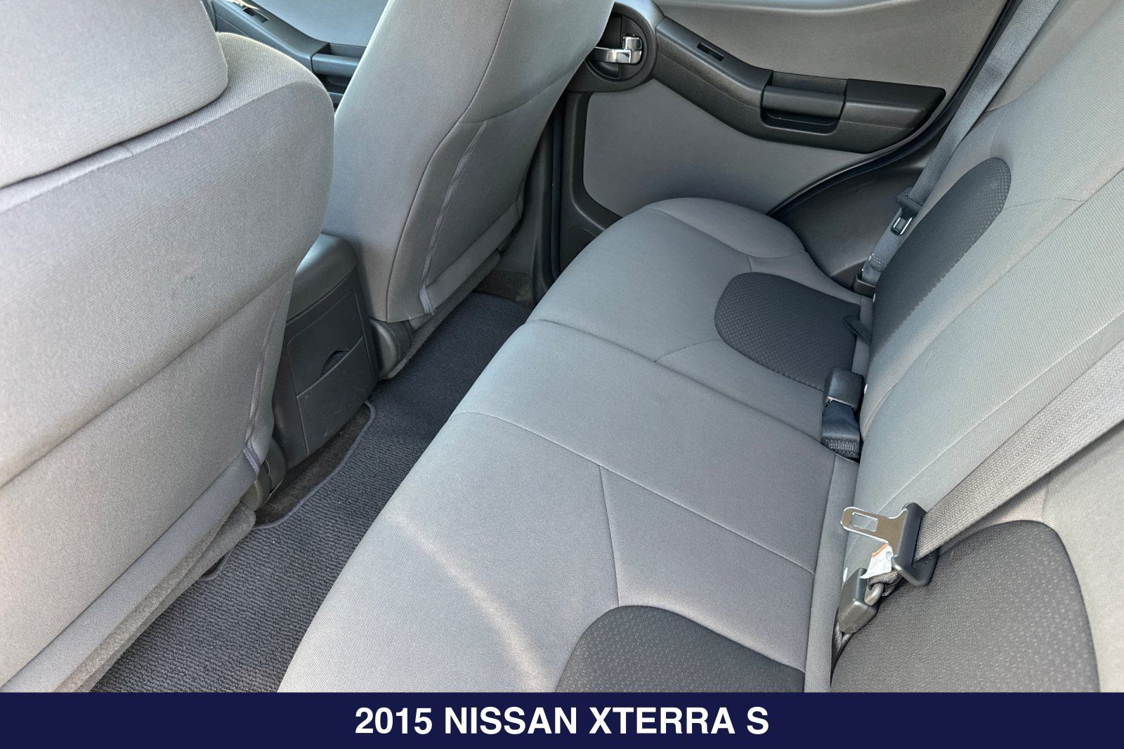 Used 2015 Nissan Xterra S RWD image 13