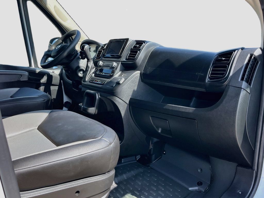 Used 2024 RAM ProMaster 2500 w/ Safety Group FWD image 24