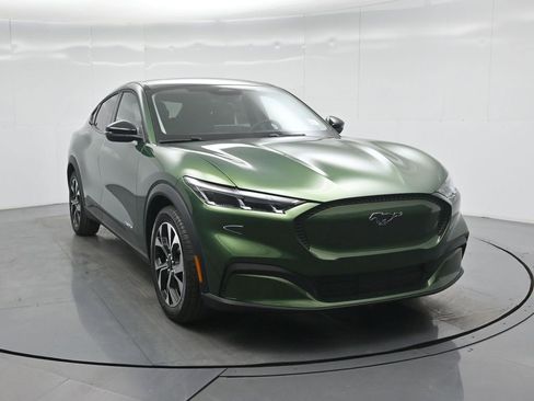 New 2026 Ford Mustang Mach-E Select image 21