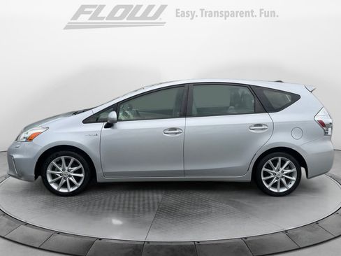Used 2013 Toyota Prius V Five FWD image 5
