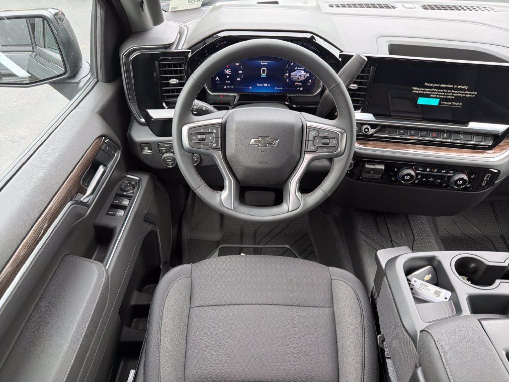 New 2026 Chevrolet Silverado 1500 RST AWD/4WD image 15