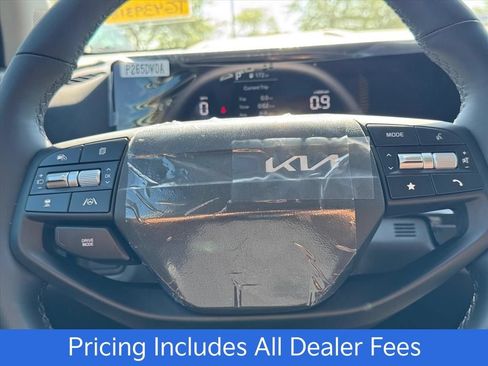 New 2026 Kia Sportage LX FWD image 13