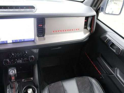 Used 2024 Ford Bronco Raptor image 18