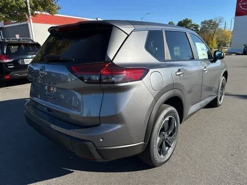 New 2026 Nissan Rogue SV image 7