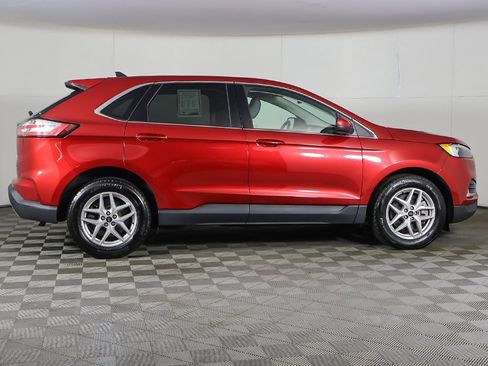 Used 2024 Ford Edge SEL w/ Convenience Package image 16