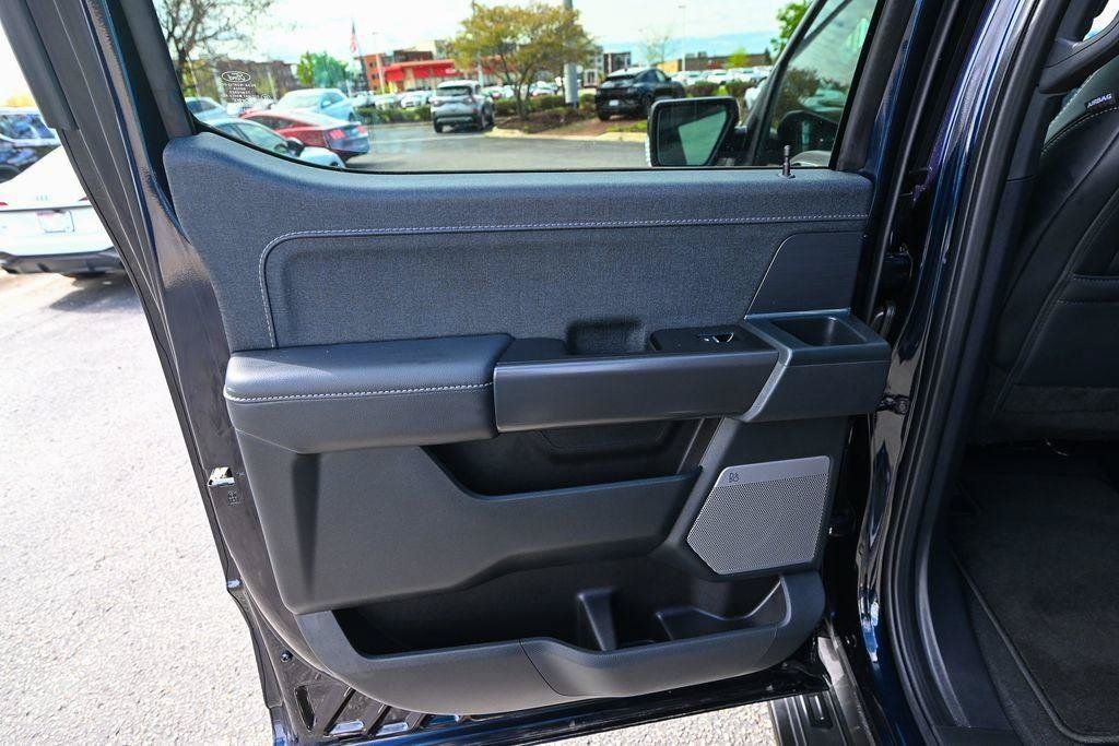 Used 2025 Ford F150 Lariat AWD/4WD image 22