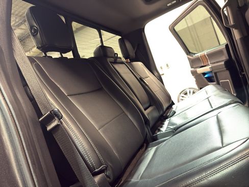 Used 2015 Ford F150 Lariat w/ Equipment Group 501A Mid image 26