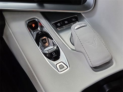 Used 2025 Chevrolet Corvette Stingray image 22