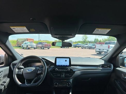 Used 2023 Ford Escape ST-Line AWD/4WD image 26