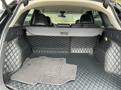 Certified 2025 INFINITI QX50 Pure image 28