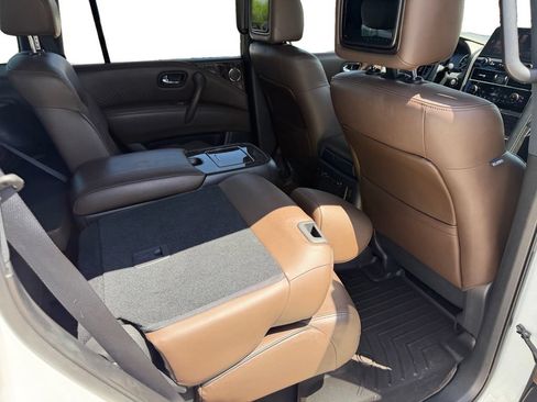 Used 2023 Nissan Armada Platinum w/ Captain's Chairs Package AWD/4WD image 17