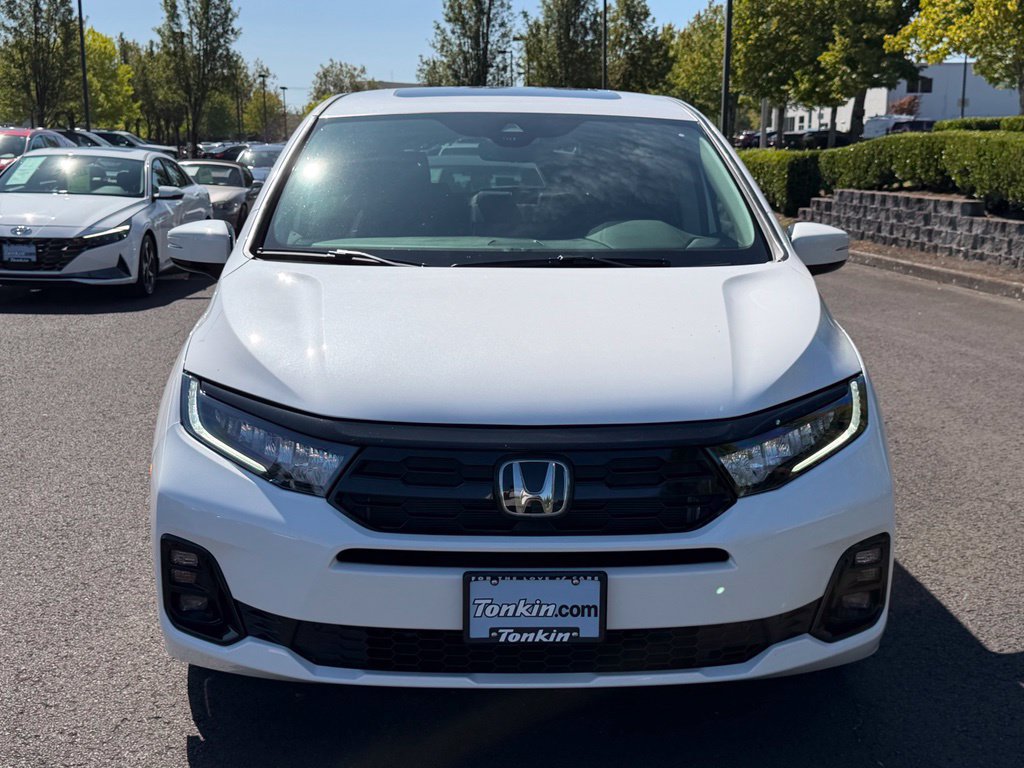 New 2026 Honda Odyssey Elite image 3