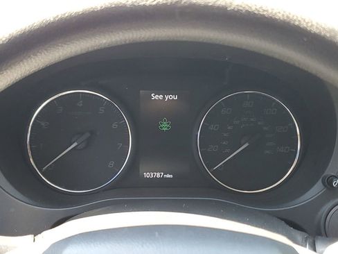Used 2020 Mitsubishi Outlander ES FWD image 28